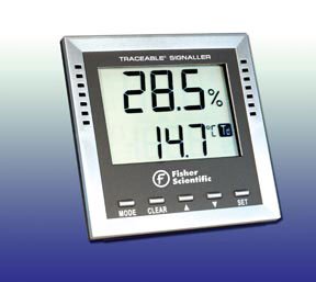 Digital Thermometer / Hygrometer with Alarm Fisher Scientific Traceable Fahrenheit / Celsius -40 to +158F (-40 to +70C) Internal Sensors Desk / Wall Mount Battery Operated