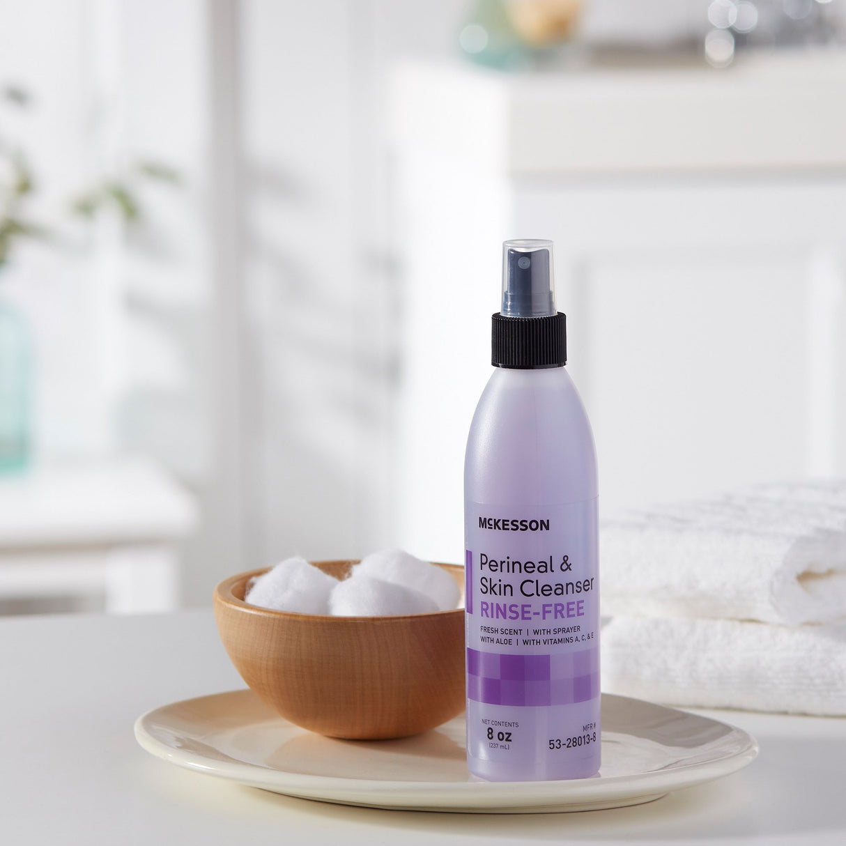 Rinse-Free Perineal Wash McKesson Liquid 8 oz. Pump Bottle Fresh Scent