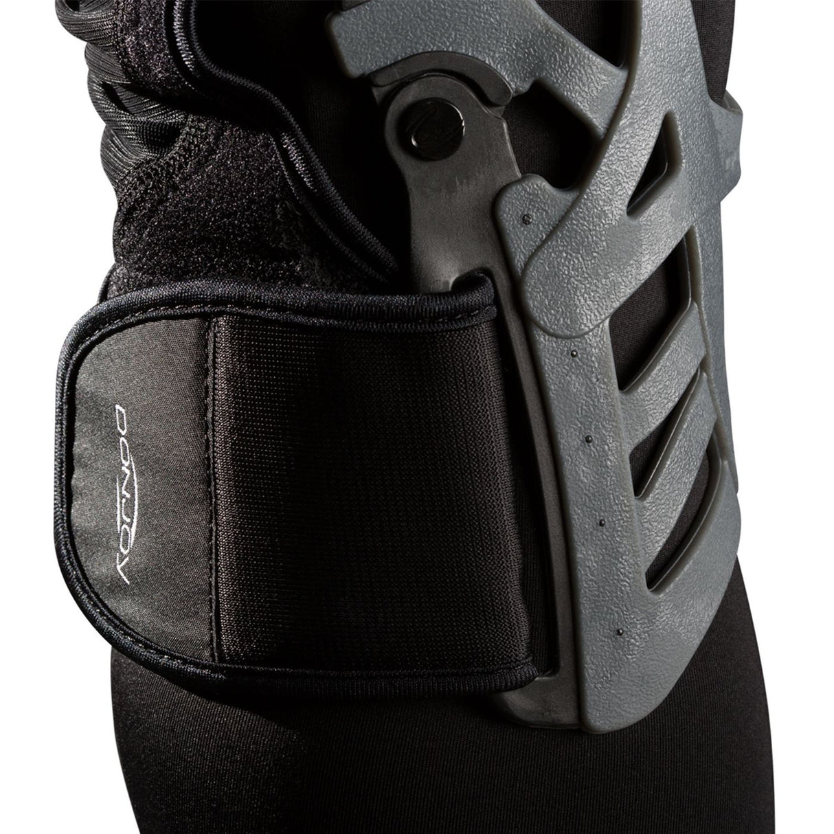 Knee Brace Reaction Web 3X-Large Left or Right Knee