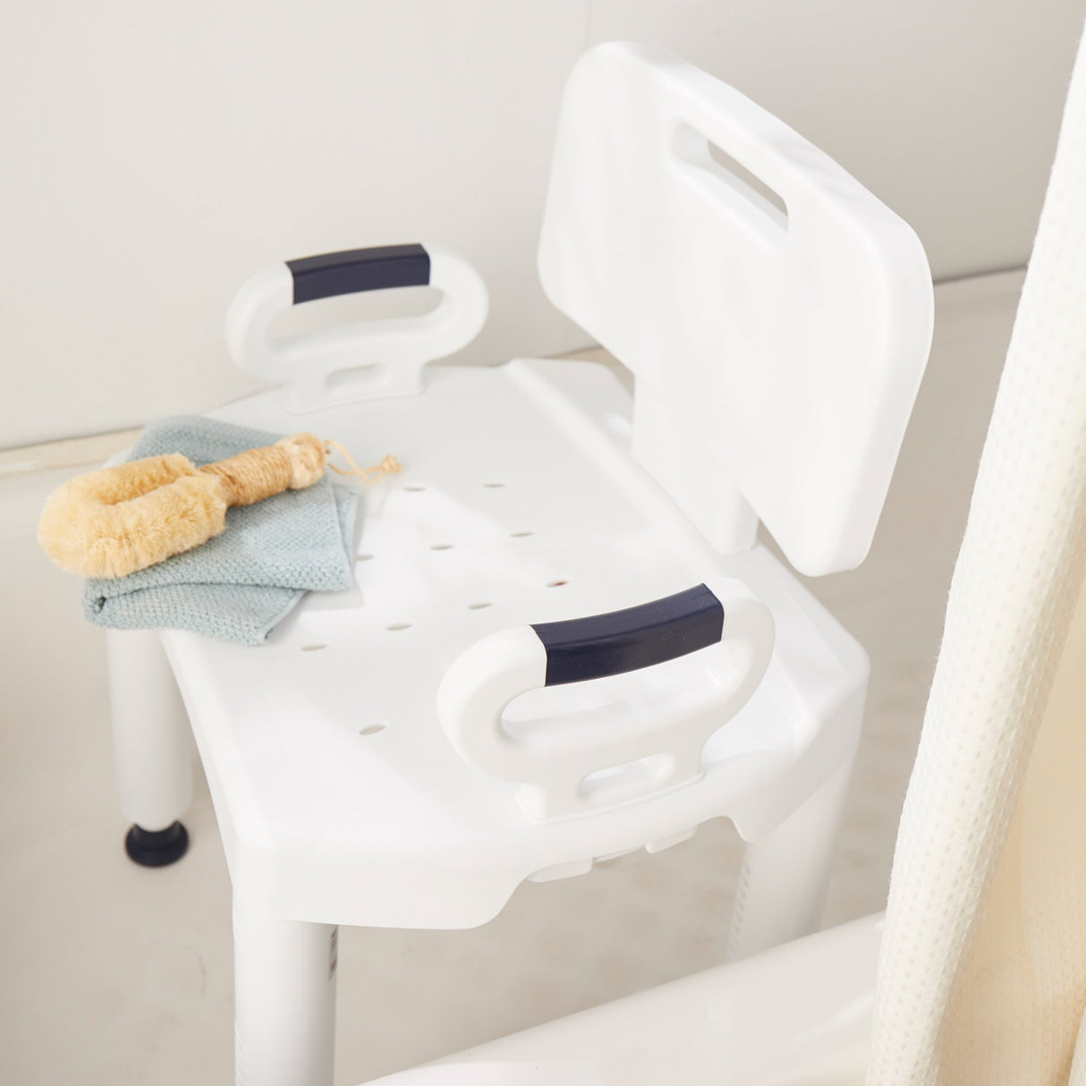 Bath Bench McKesson Removable Arms Plastic Frame Removable Backrest 21-1/4 Inch Seat Width 350 lbs. Weight Capacity