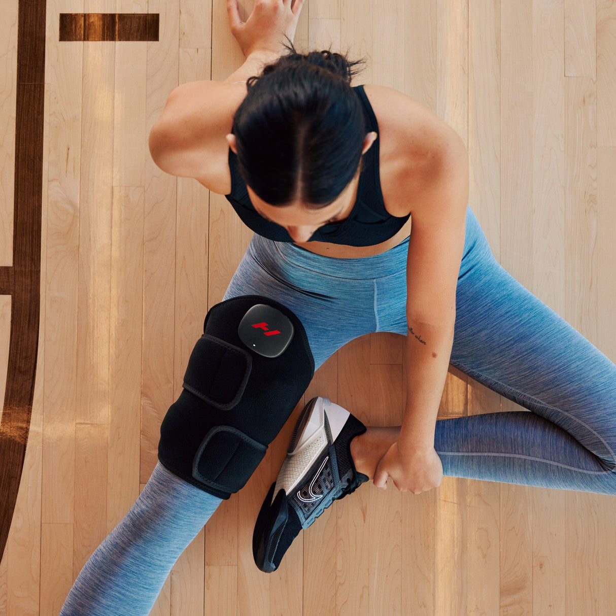 Heat and Massage Therapy Wrap Hyperice Venom 2 One Size Fits Most Neoprene / Silicone Reusable