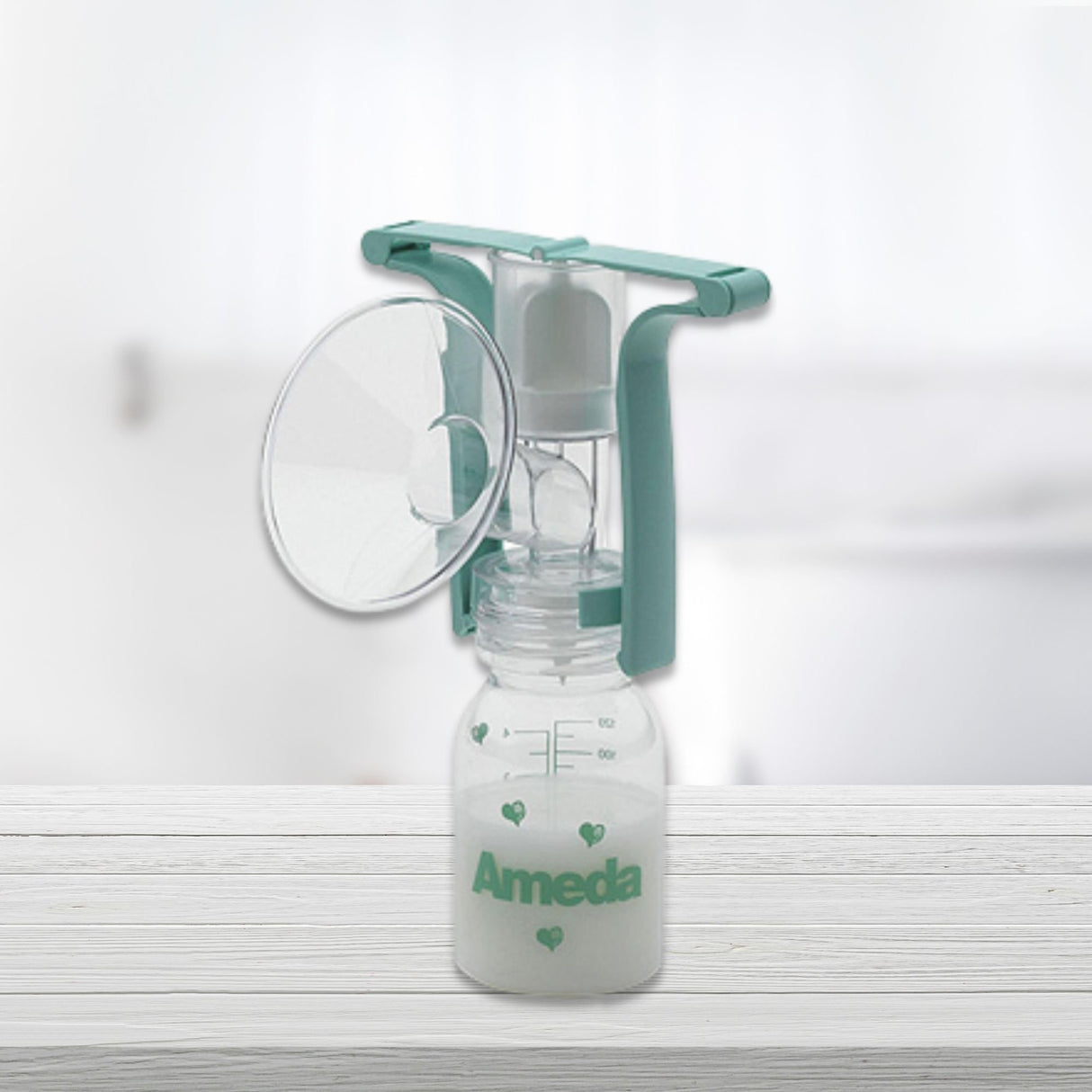 Manual Breast Pump Kit Ameda