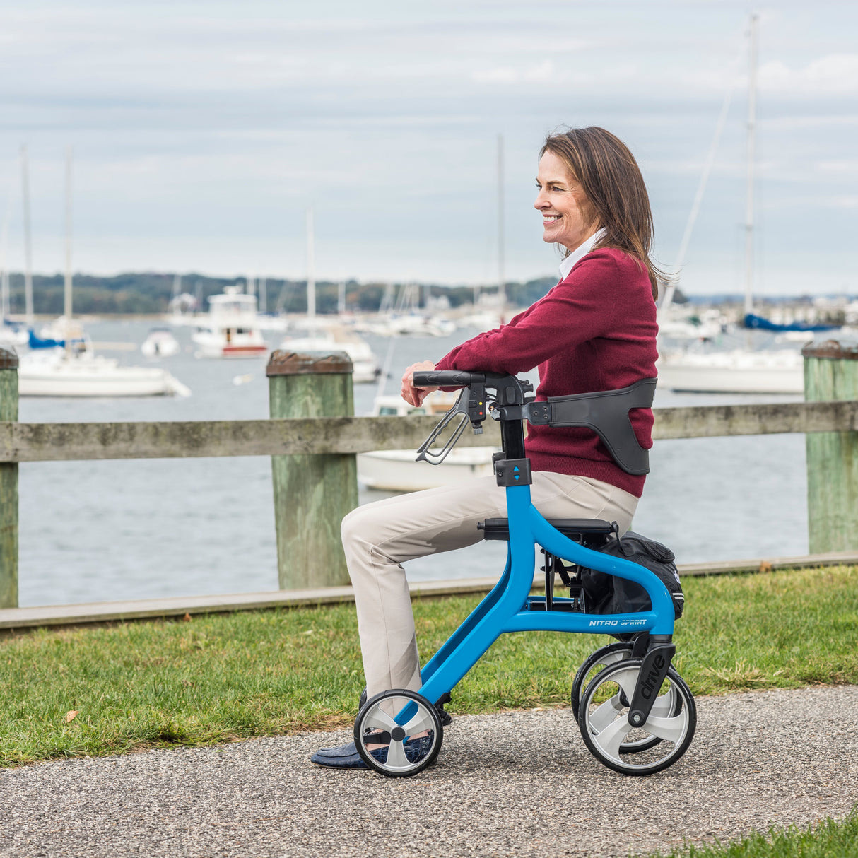 Nitro Sprint Rollator Rolling Walker, Blue