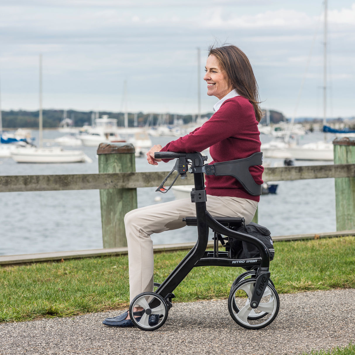 Nitro Sprint Rollator Rolling Walker, Black