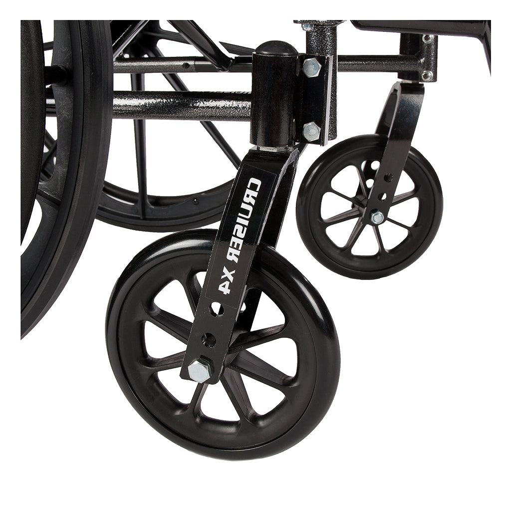 Fauteuil roulant léger à double essieu Cruiser X4 avec accoudoirs amovibles réglables, accoudoirs de bureau, repose-jambes élévateurs, siège de 18 po