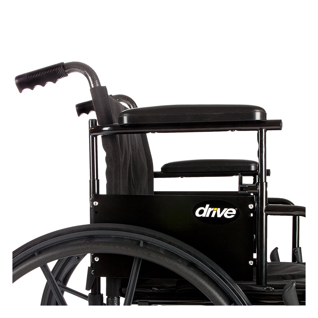 Fauteuil roulant léger à double essieu Cruiser X4 avec accoudoirs amovibles réglables, accoudoirs de bureau, repose-jambes élévateurs, siège de 18 po
